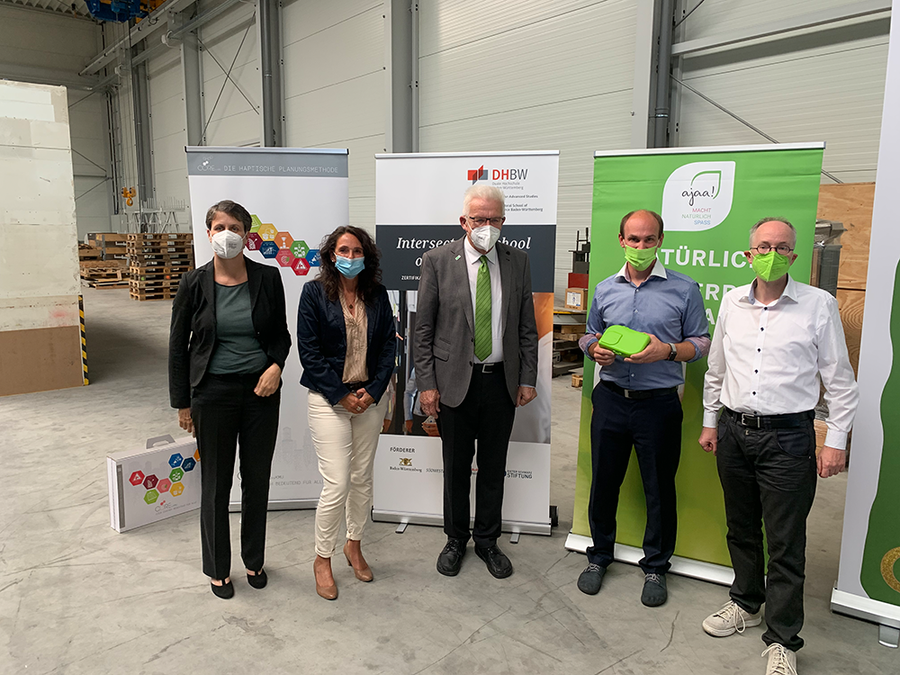 Ministerpräsident Kretschmann zur Eröffnung unseres Greeneconomycenter
